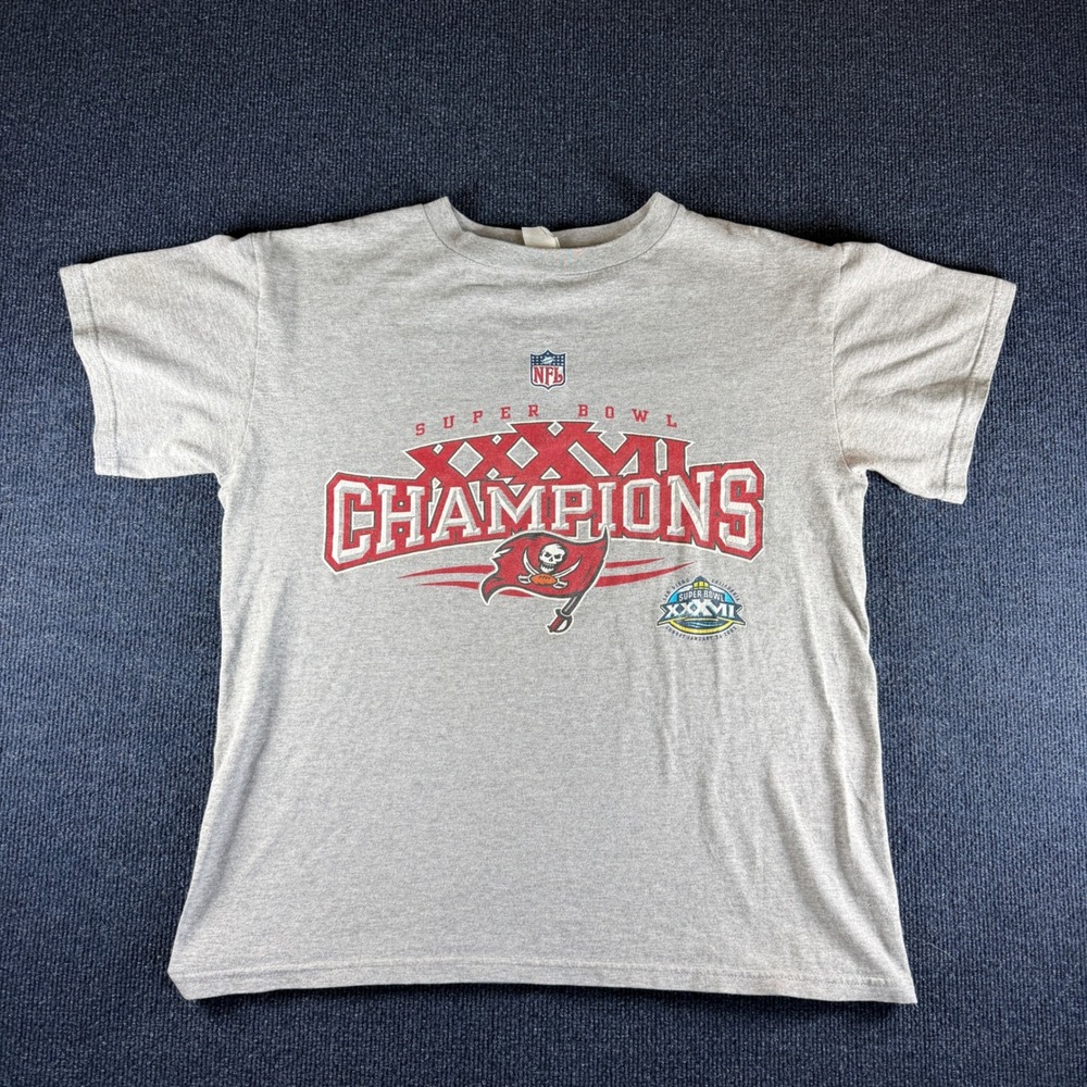 Lee Sport Tampa Bay Buccaneers T-Shirt Mens XL 21.5x25 Gray Super Bowl XXXVII